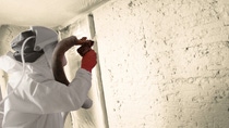 Die Elastospray LWP Systeme sind die konsequente Weiterentwicklung der bewährten Spritzschäume von BASF.
Neben dem Plus an Umweltverträglichkeit bieten sie wie gewohnt beste Dämmung. Ob in Wohn- oder Gewerbegebäuden, bei Neubauten oder Renovierung – Elastospray LWP sorgt für Komfort und ein hervorragendes Raumklima.
The Elastospray® LWP systems are the consistent further development of BASF’s proven spray foams. In addition to improving environmental compatibility, they deliver the accustomed superlative insulation. In residential or commercial buildings, new or renovated, Elastospray LWP is an assurance of comfort and an outstanding interior climate.
Die Elastospray LWP Systeme sind die konsequente Weiterentwicklung der bewährten Spritzschäume von BASF.
Neben dem Plus an Umweltverträglichkeit bieten sie wie gewohnt beste Dämmung. Ob in Wohn- oder Gewerbegebäuden, bei Neubauten oder Renovierung – Elastospray LWP sorgt für Komfort und ein hervorragendes Raumklima.
The Elastospray® LWP systems are the consistent further development of BASF’s proven spray foams. In addition to improving environmental compatibility, they deliver the accustomed superlative insulation. In residential or commercial buildings, new or renovated, Elastospray LWP is an assurance of comfort and an outstanding interior climate.