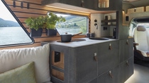 With Elastoflex ®, natural materials in the living area of the VisionVenture can be seen and felt in a new way. The polyurethane foam system is actually known as a glass fiber reinforced material for structural components; in the campervan, it accentuates the natural fiber hemp on decorative surfaces such as cupboard doors or kitchen fronts. The VisionVenture, co-created by BASF and HYMER, is a near-production glimpse into the future of van life. Using the development ex-pertise of the BASF Creation Center, a new class of van has been created that blazes a trail in lightweight construction, independence, travel experience and design.  Photo: Hymer GmbH & Co. KG