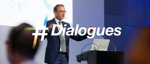 Teaser Image for K2025 Dialogues showing Martin Jung on Stage Teaser Image for K2025 Dialogues showing Martin Jung on Stage